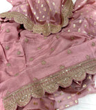 Scalloped weaving beautiful saree