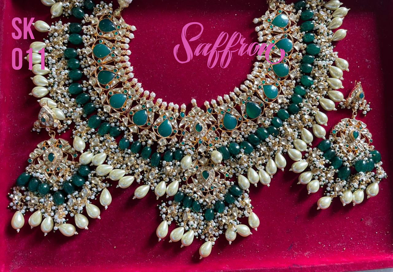 Avikta bridal set - Saffronfashionindia