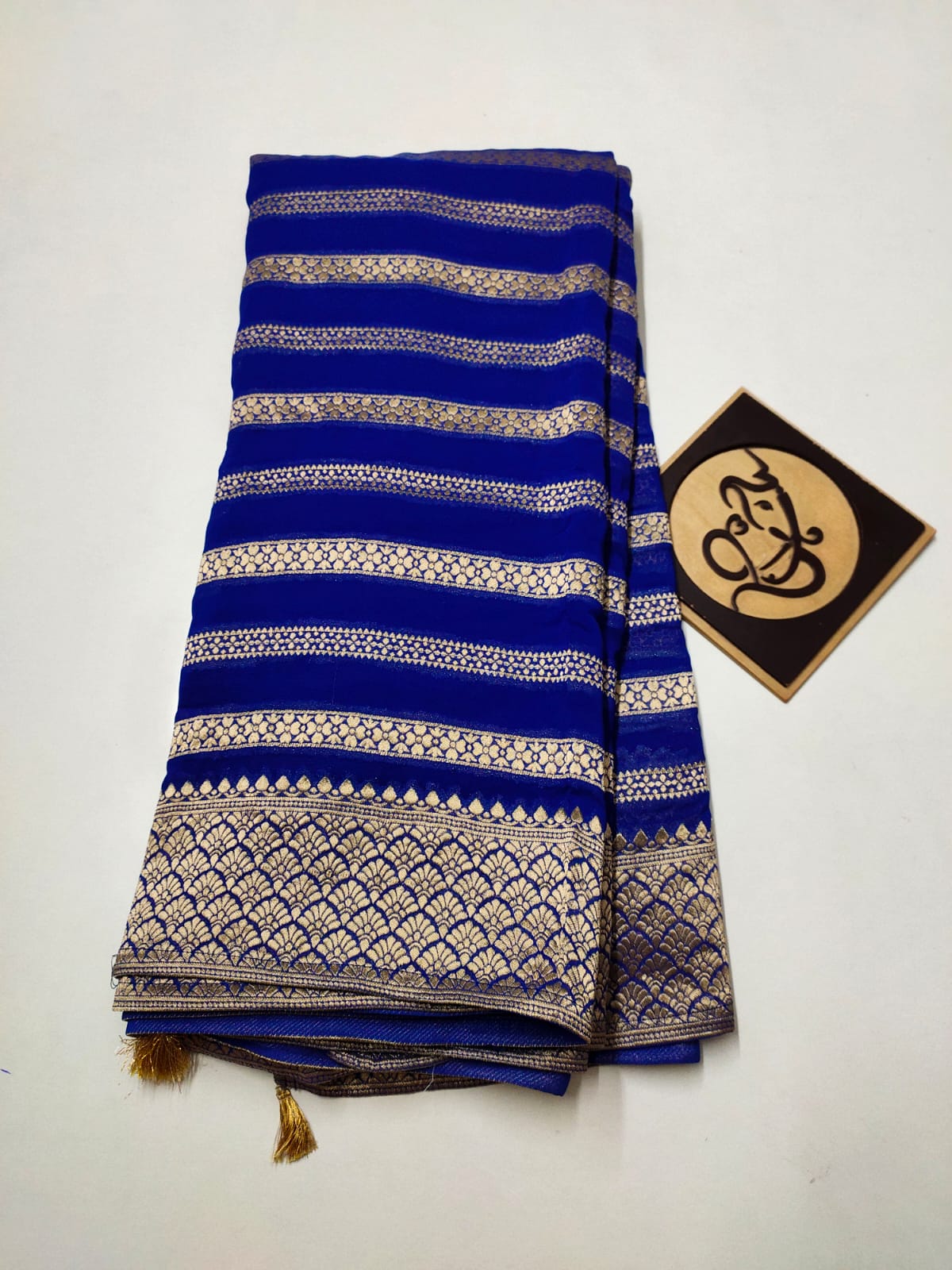 Penisha khaddi gorgette saree - Saffronfashionindia