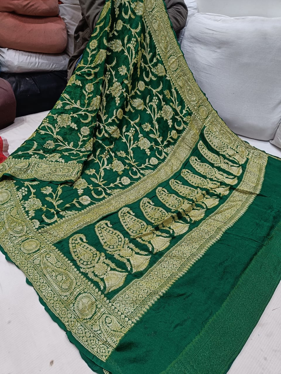 Gloria gorgette chiffon saree - Saffronfashionindia