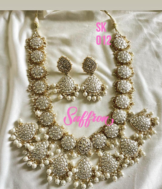 Kivara Kundan stone necklace set - Saffronfashionindia