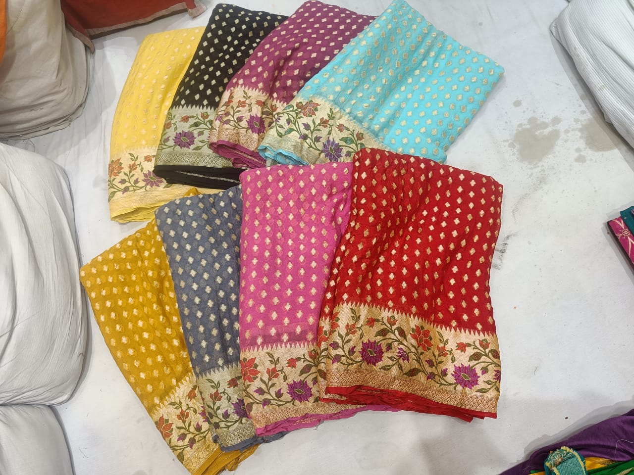 Kivasha banarsi tilfi Meenakari saree - Saffronfashionindia