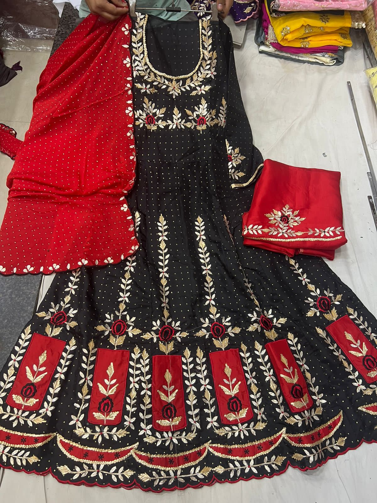 Rohani frock suit - Saffronfashionindia