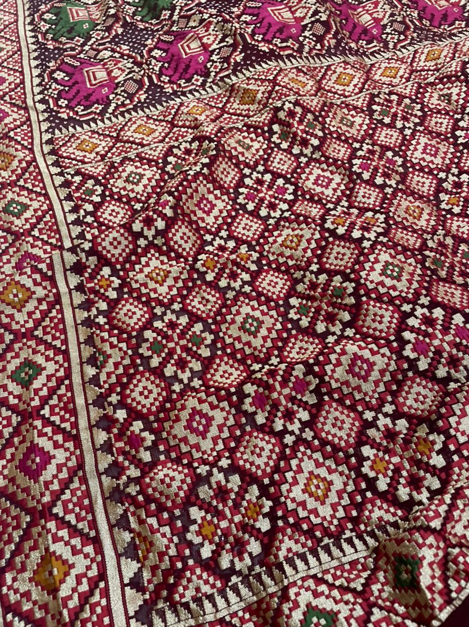 Rangkhat banarsi handwoven saree - Saffronfashionindia