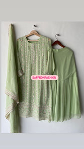 Lucknowi chikankati inspired kurta set