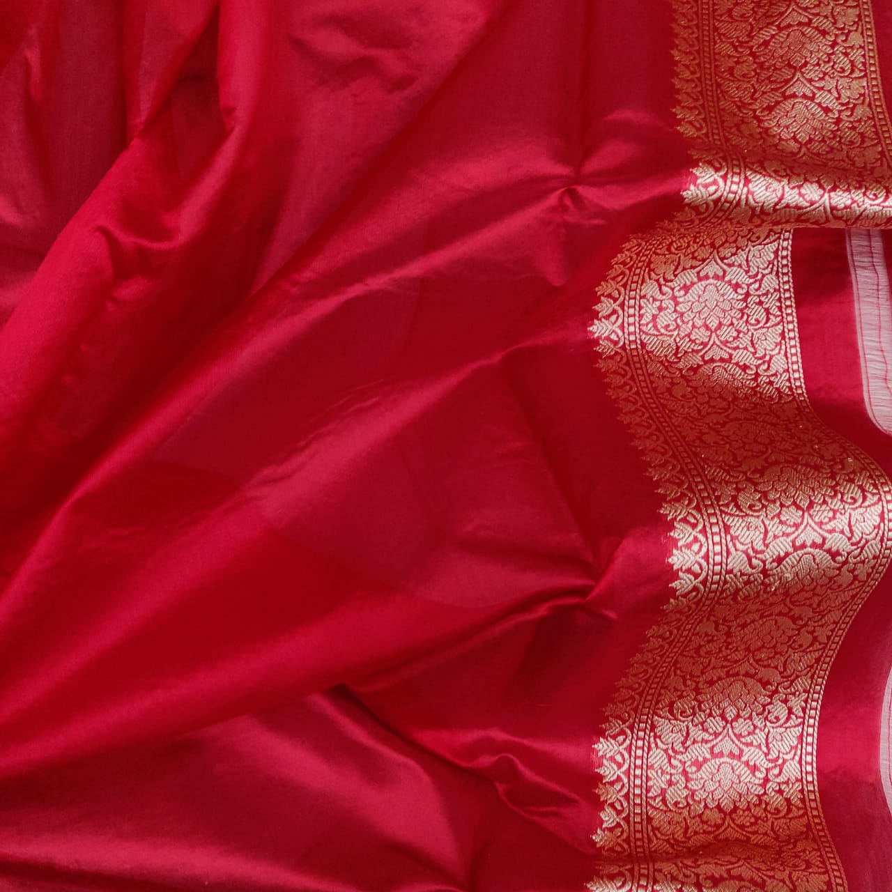 Vanisha handwoven kora saree - Saffronfashionindia