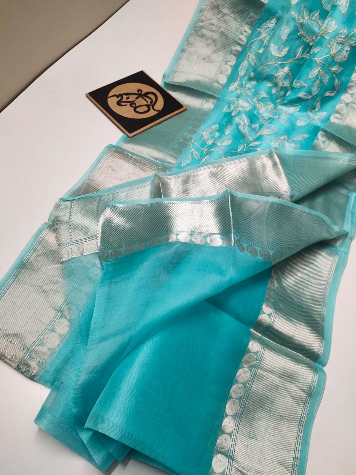 Beautiful banarsi kora saree - Saffronfashionindia