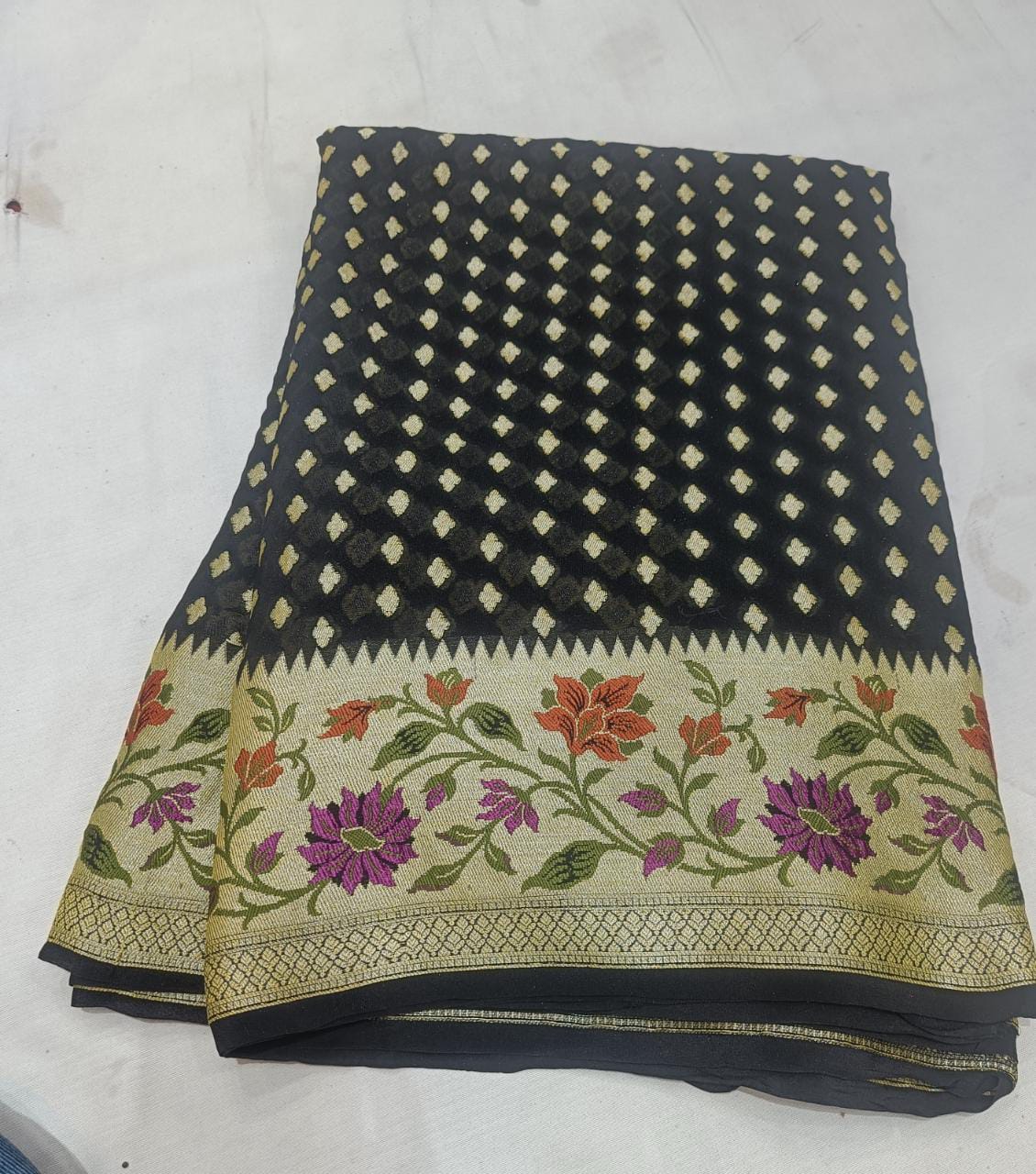 Kivasha banarsi tilfi Meenakari saree - Saffronfashionindia