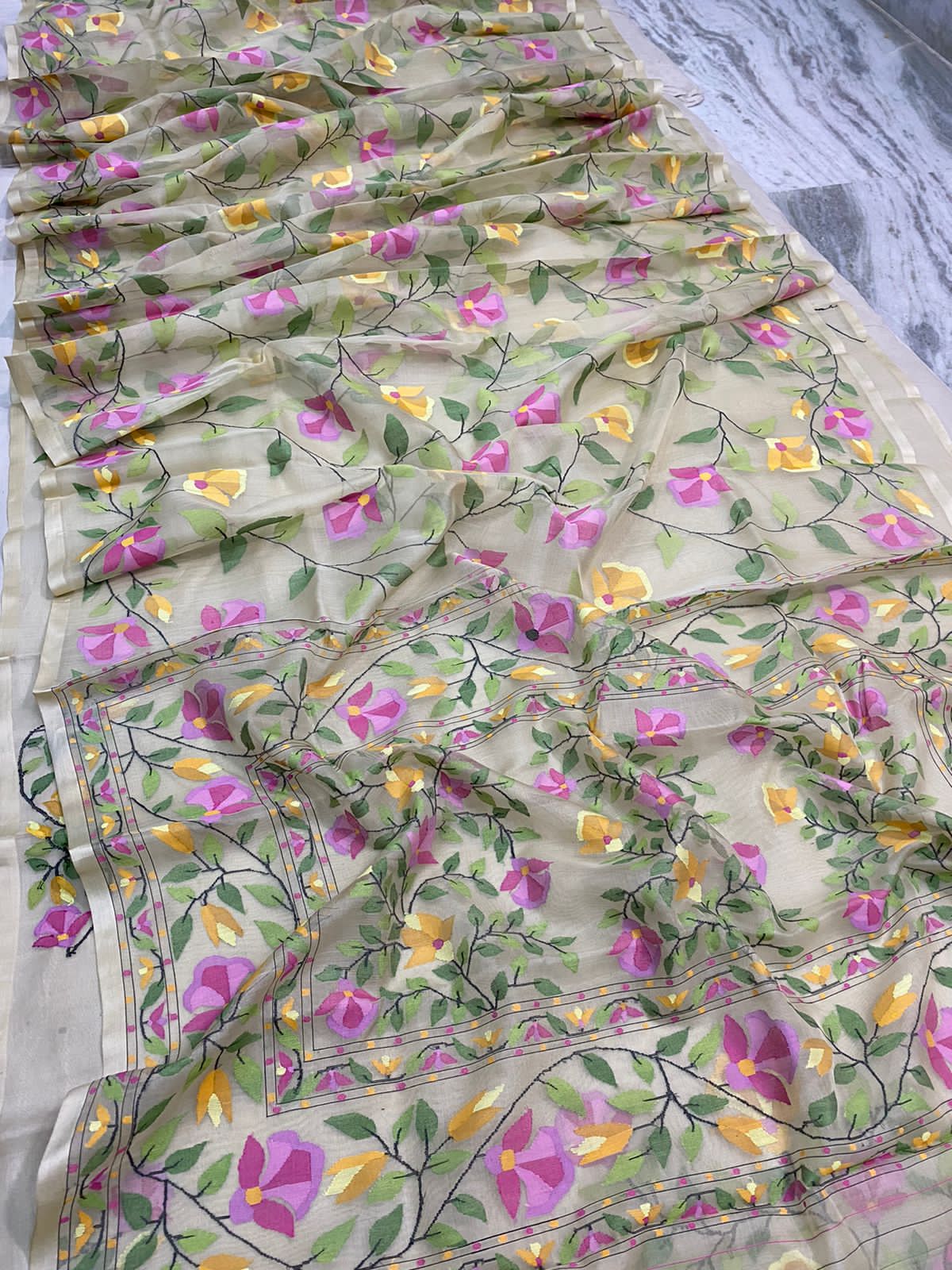 Tantuj muslin jamdani saree - Saffronfashionindia