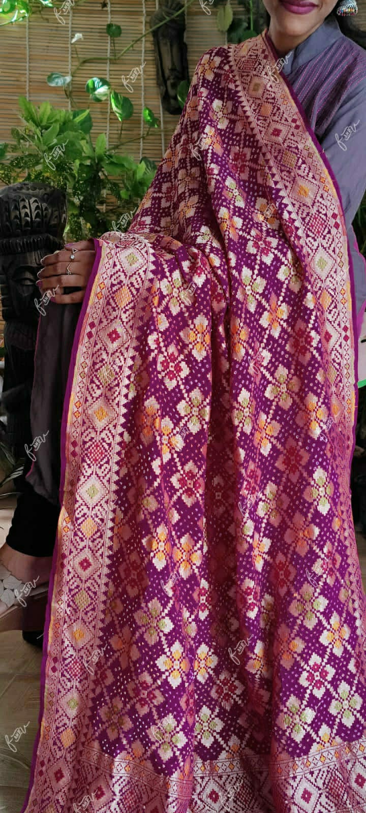 Bandhej Patola dupatta - Saffronfashionindia