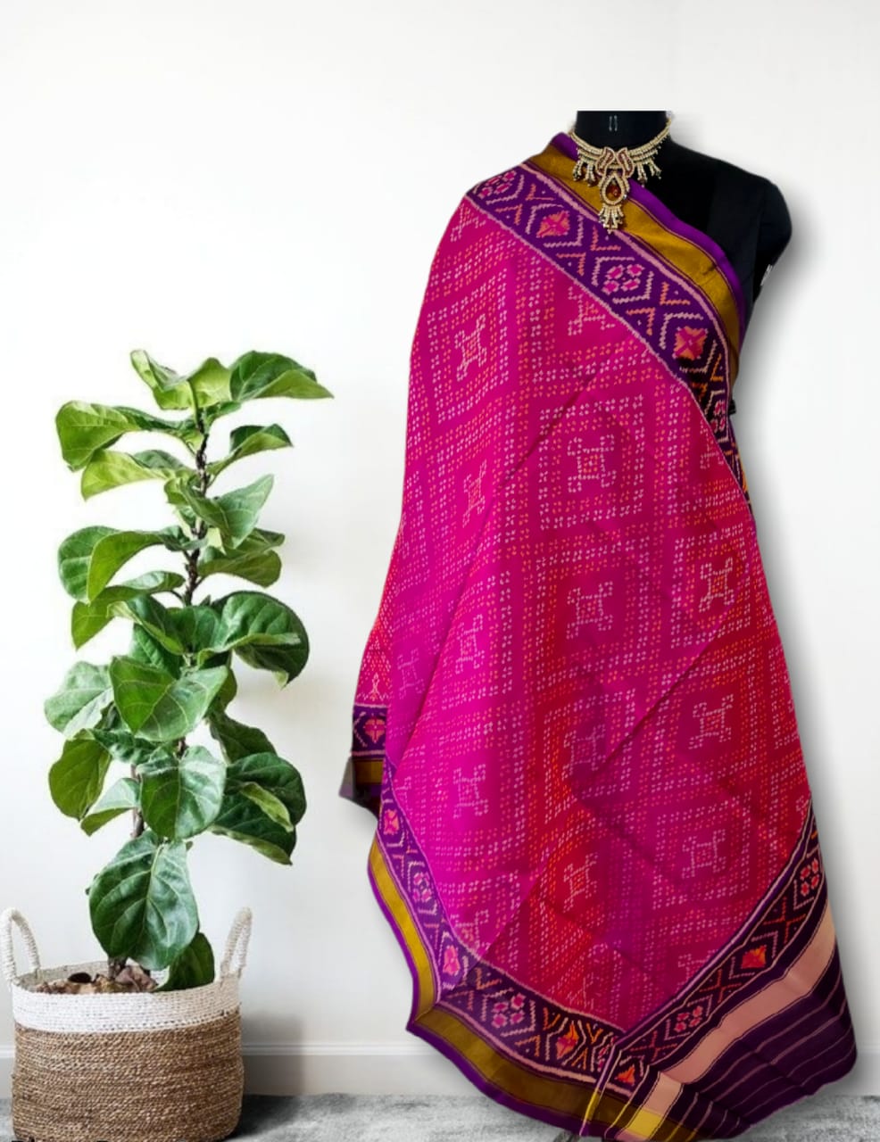 Patola dupatta - Saffronfashionindia