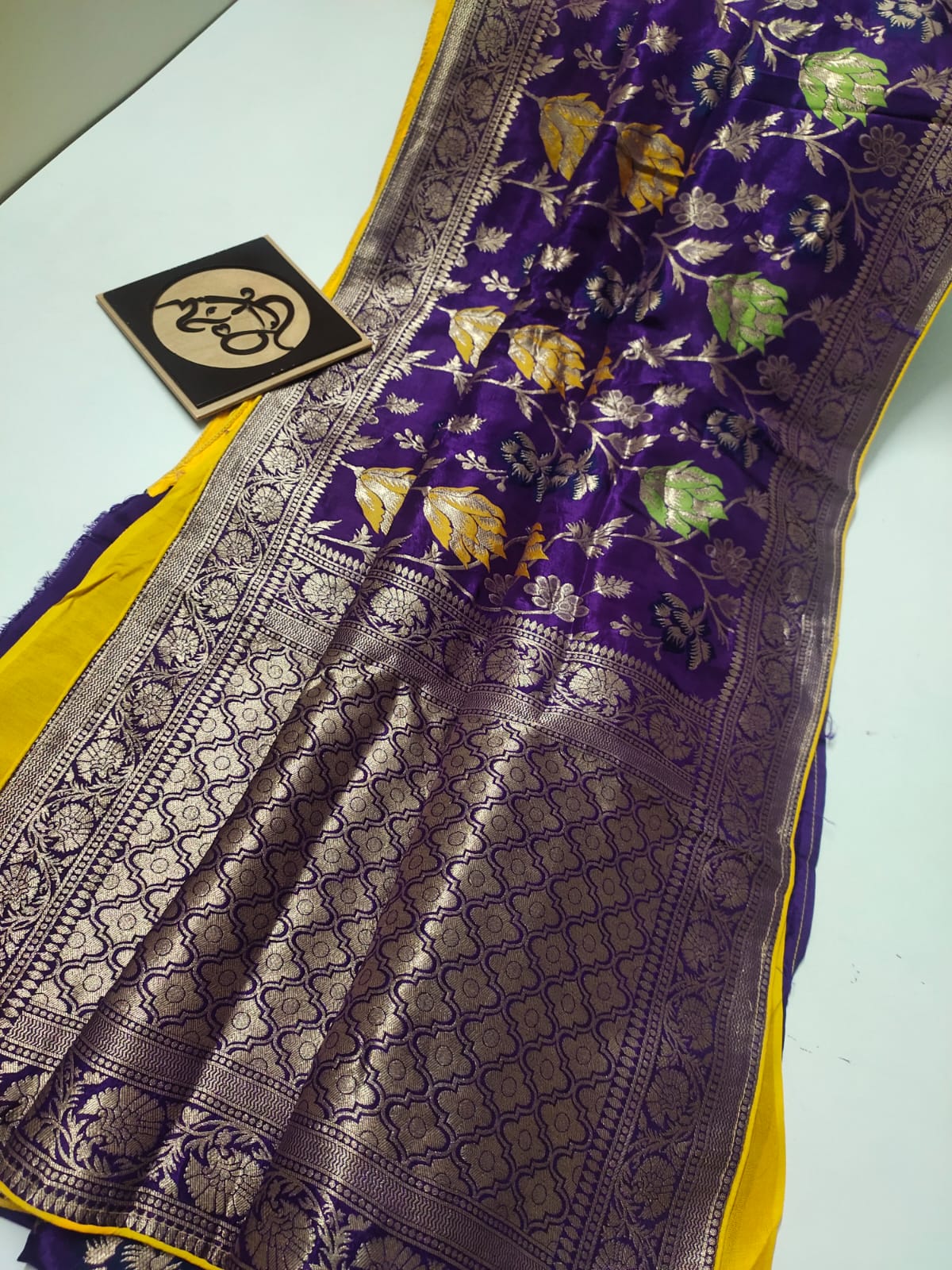 Flowery moonga saree/banarsi saree/sari - Saffronfashionindia