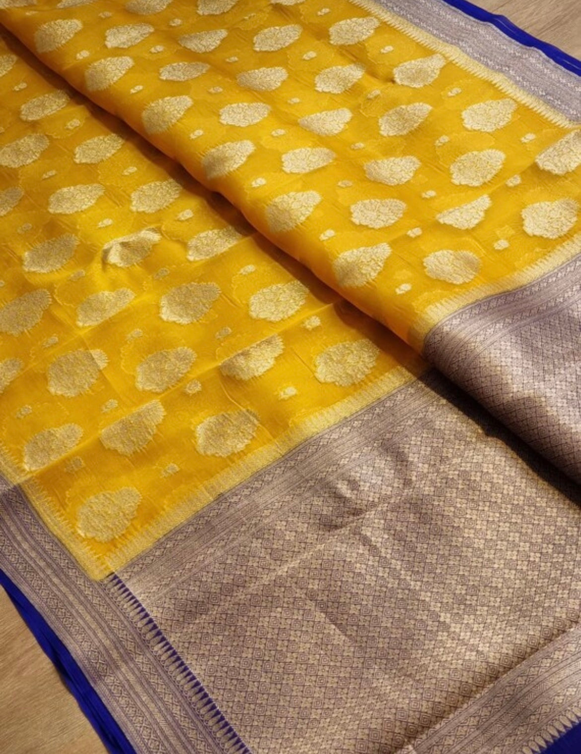 Banarsi kora saree - Saffronfashionindia