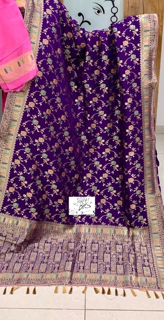 Anesha banarsi saree - Saffronfashionindia