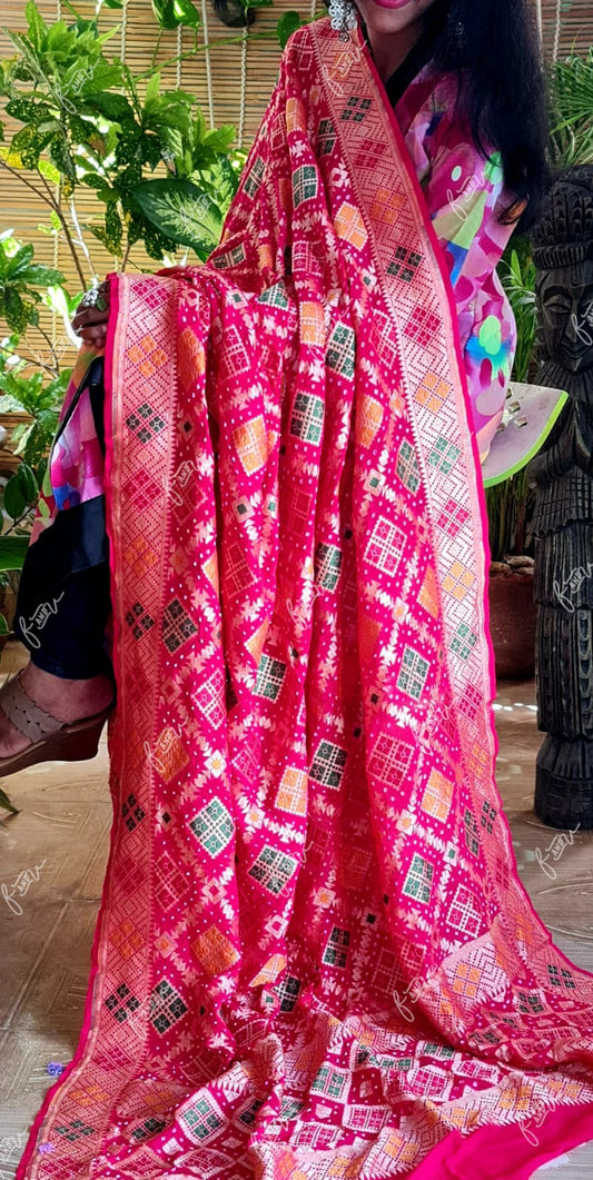 Bandhej Patola dupatta - Saffronfashionindia