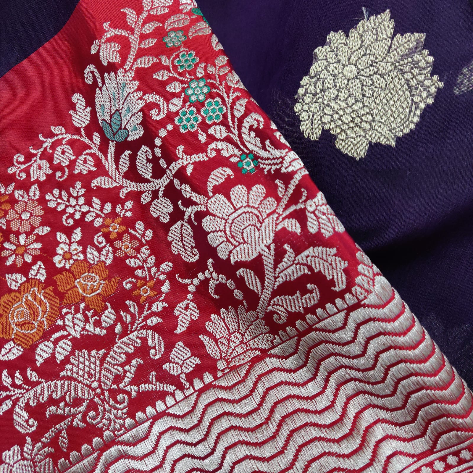 Shantana handwoven kadwa saree - Saffronfashionindia