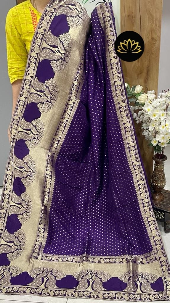 Weaving motifs benaras saree - Saffronfashionindia