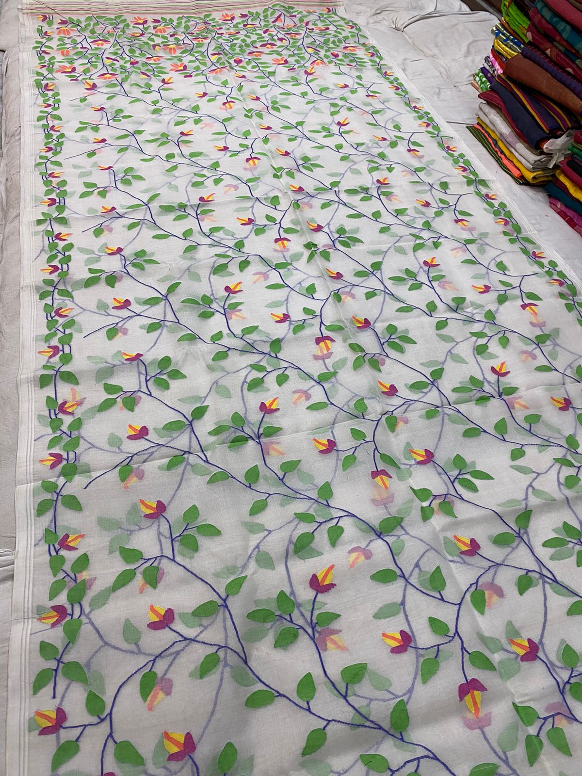 Jalmai tantuj jamdani saree - Saffronfashionindia