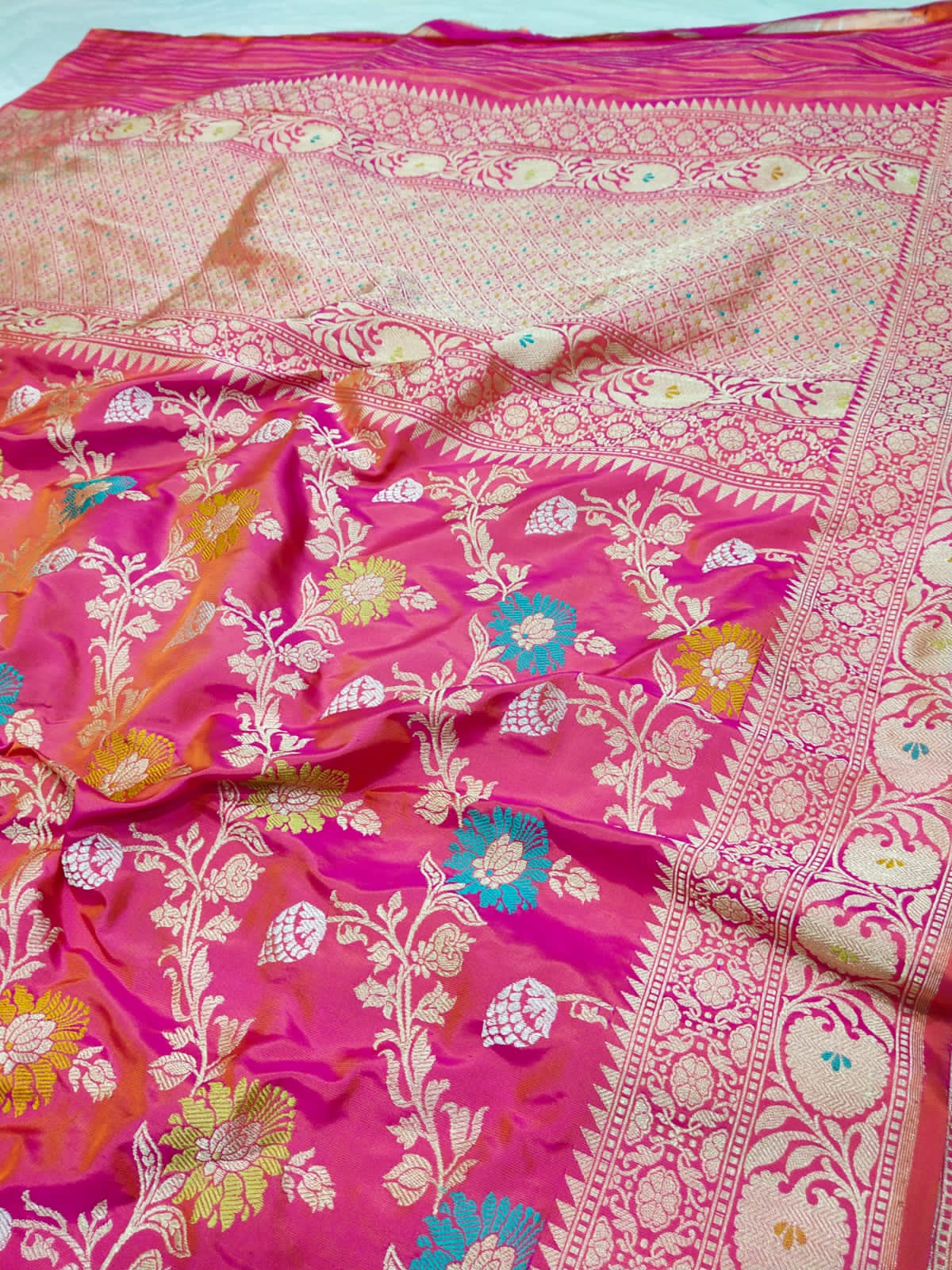 Gulabi jamawar Katan banarsi saree - Saffronfashionindia