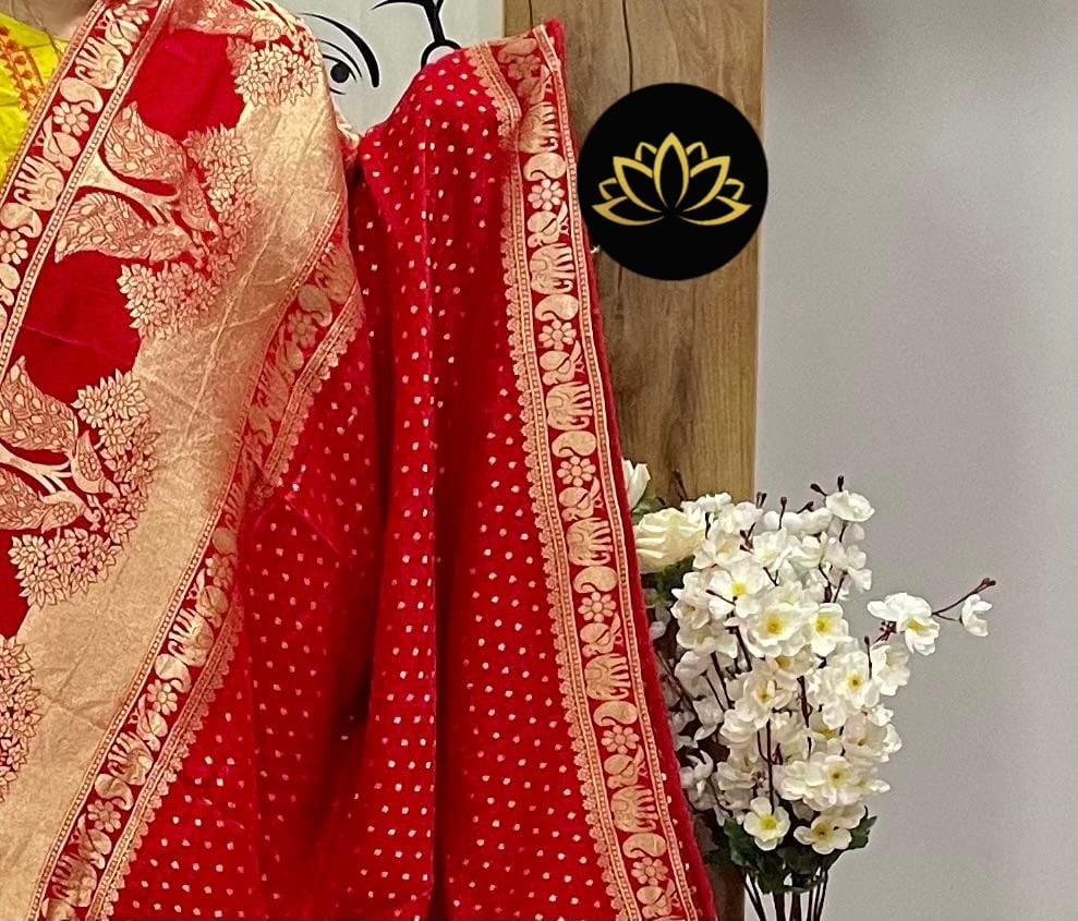 Weaving motifs benaras saree - Saffronfashionindia