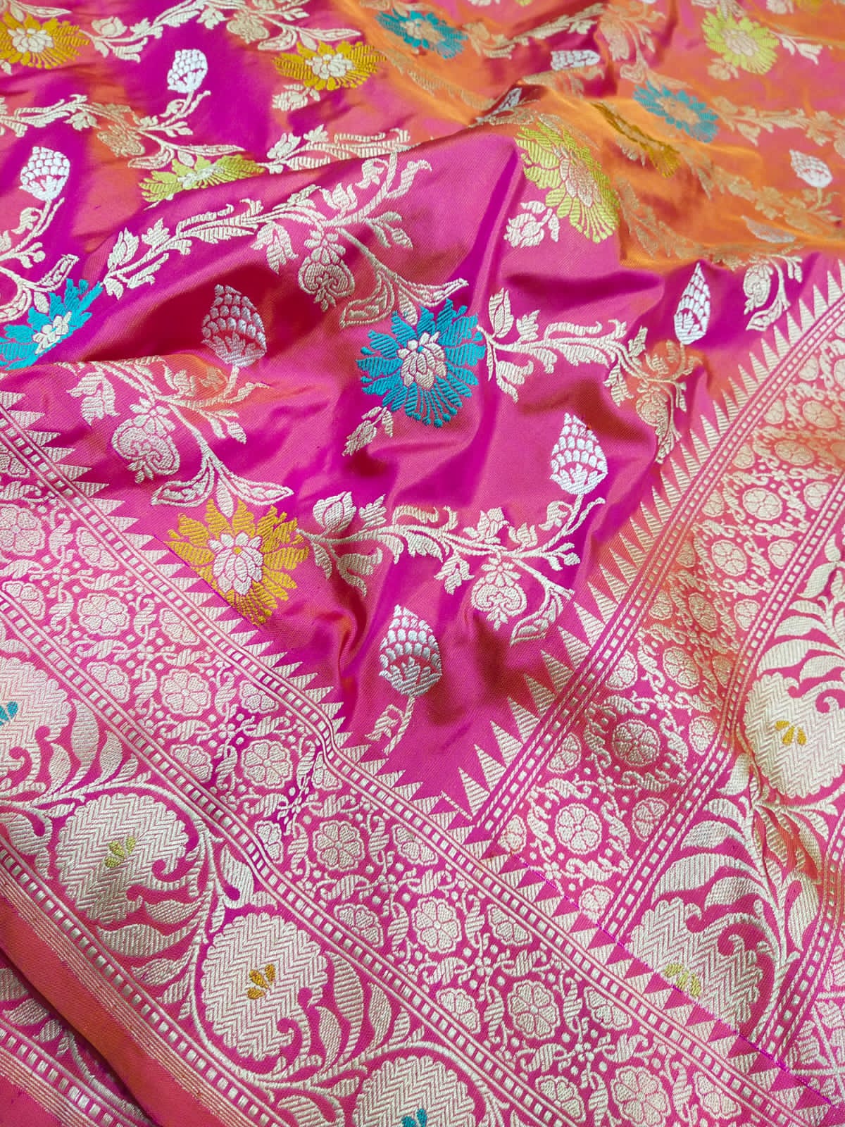 Gulabi jamawar Katan banarsi saree - Saffronfashionindia