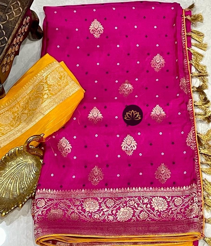 Banarsi moonga bandhani saree - Saffronfashionindia