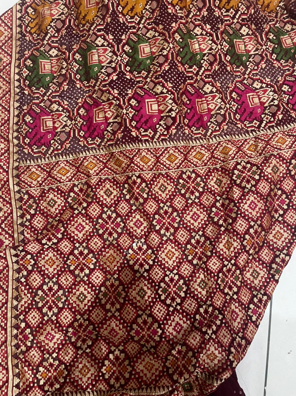 Rangkhat banarsi handwoven saree - Saffronfashionindia