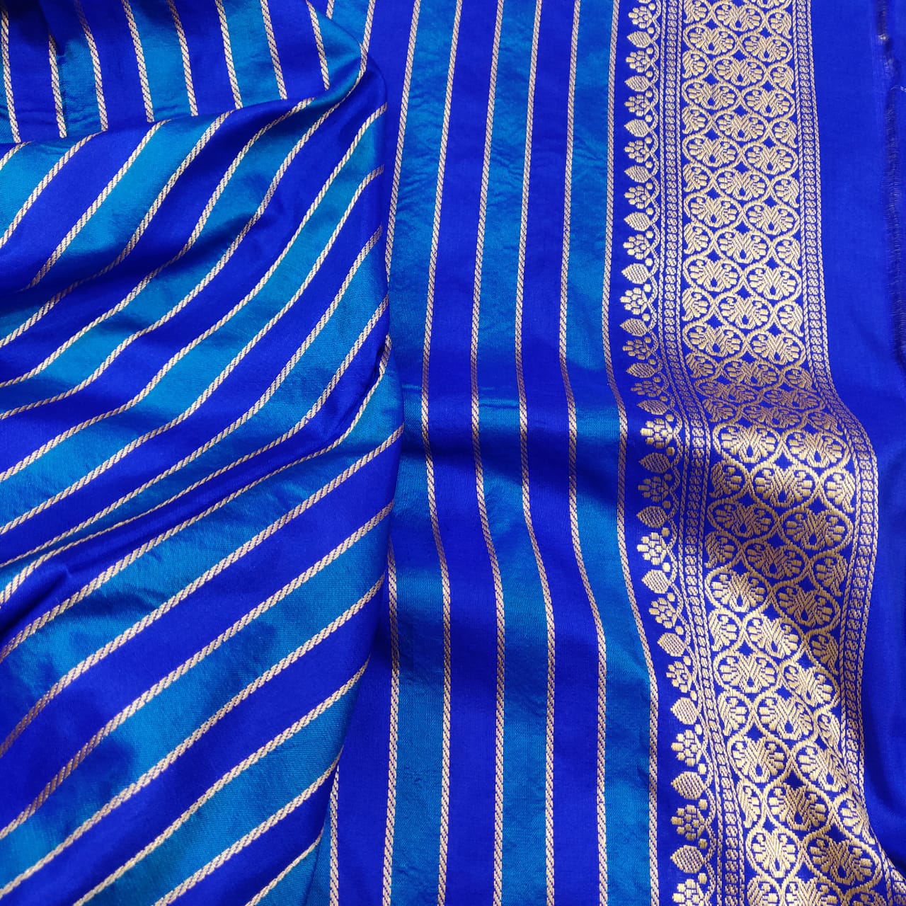 Kaniksha handwoven silk saree - Saffronfashionindia