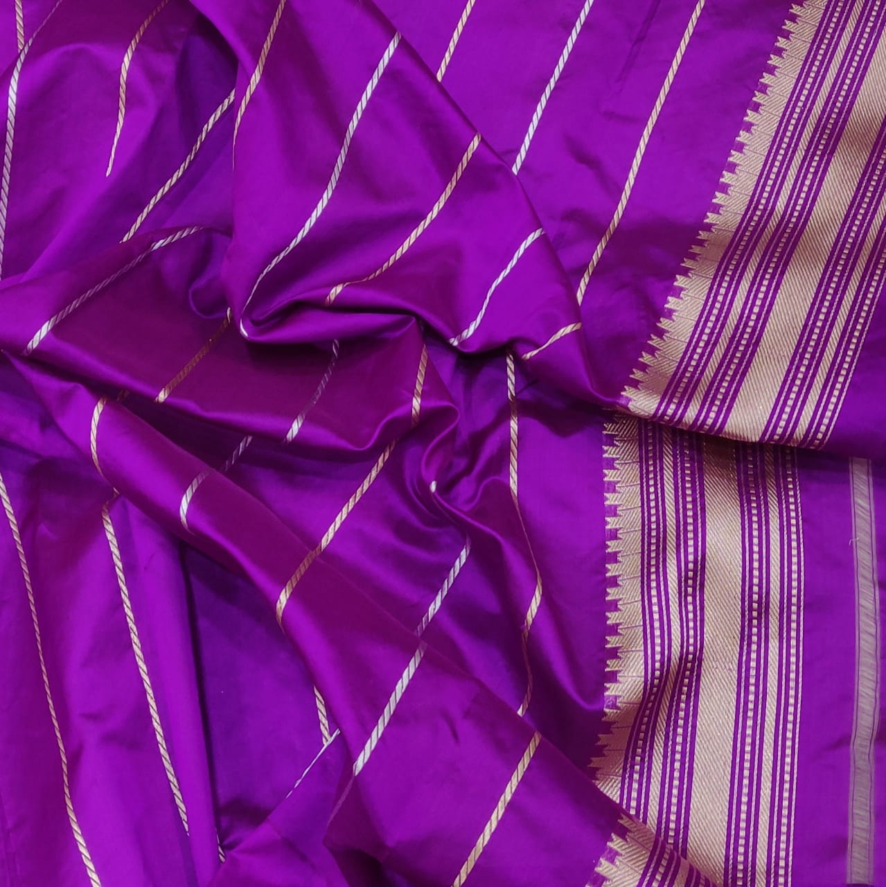Sundari kora handwoven sari - Saffronfashionindia