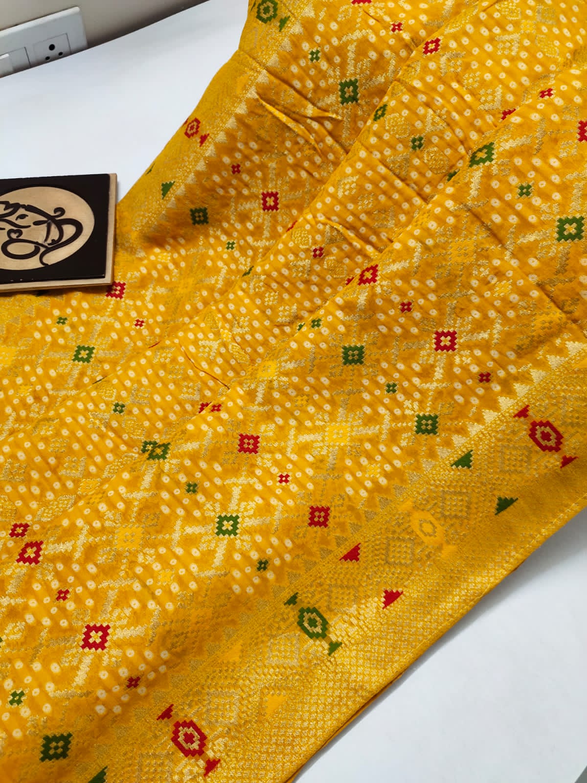 Arvinahi banarsi gorgette saree - Saffronfashionindia
