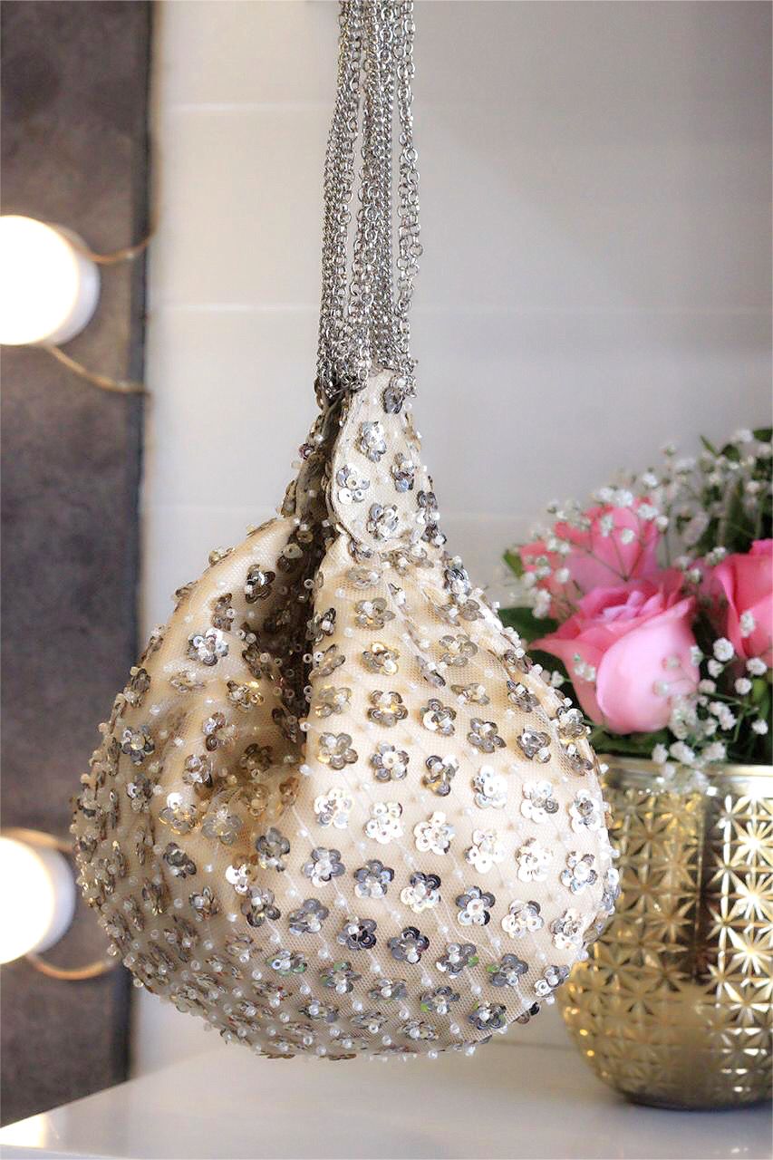 Vanerà sequins potli - Saffronfashionindia