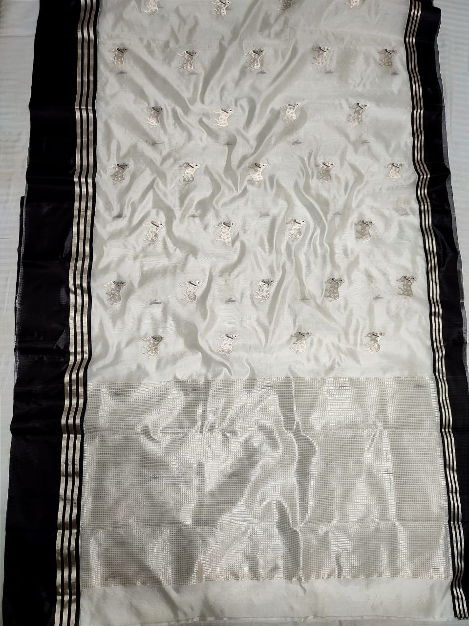 Ruchin Chanderi pattu silk saree - Saffronfashionindia