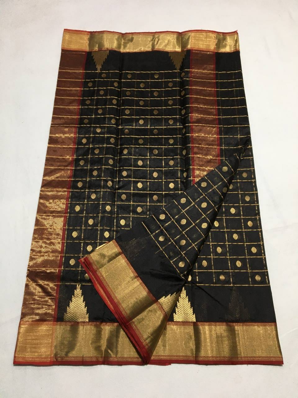 Black beauty Chanderi saree - Saffronfashionindia