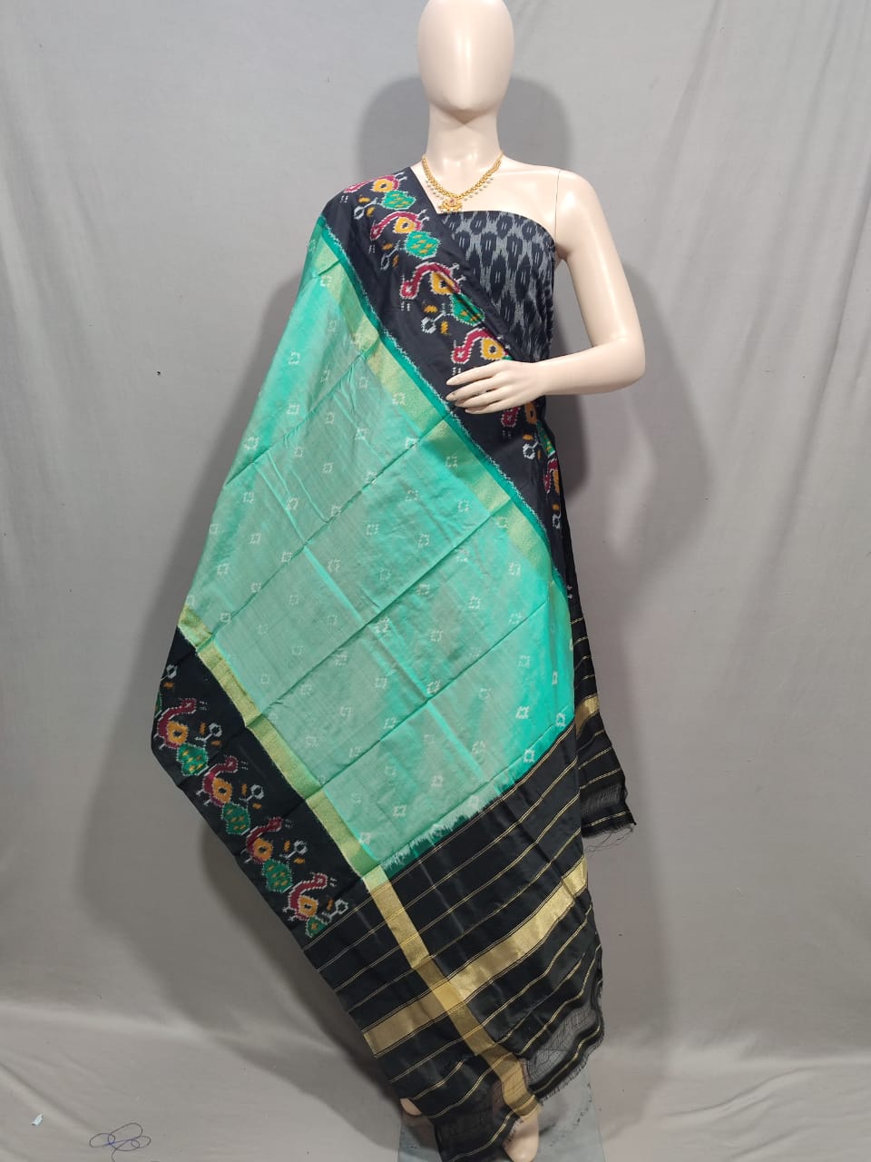 Weaved ikkath dupatta/silk dupatta - Saffronfashionindia