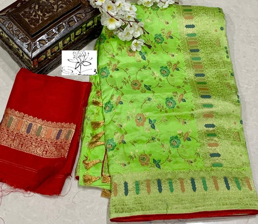 Anesha banarsi saree - Saffronfashionindia