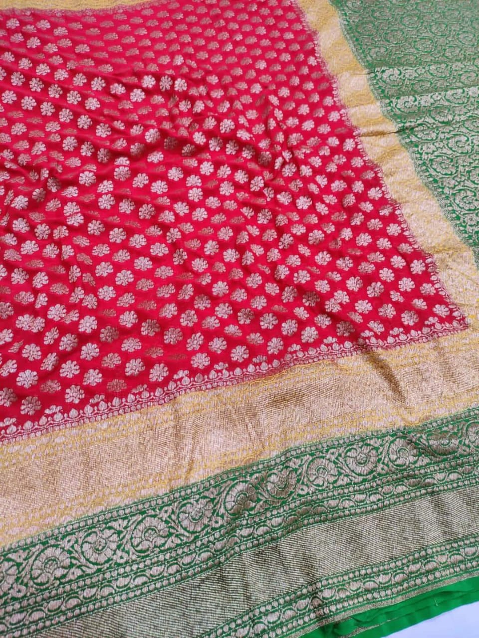 Hazima banarsi saree - Saffronfashionindia