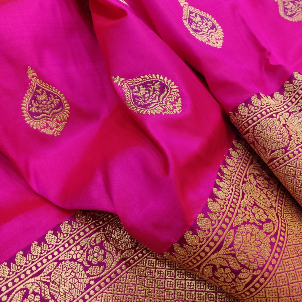 Pink handwoven zari saree - Saffronfashionindia