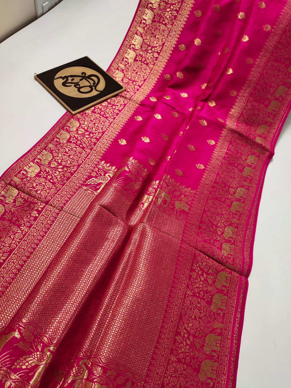 Gauri banarsi moonga saree - Saffronfashionindia