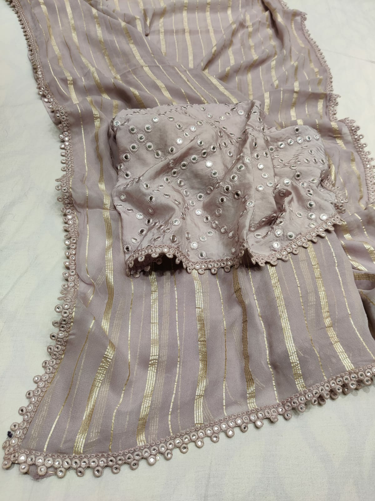 Kinash gorgette striped saree - Saffronfashionindia