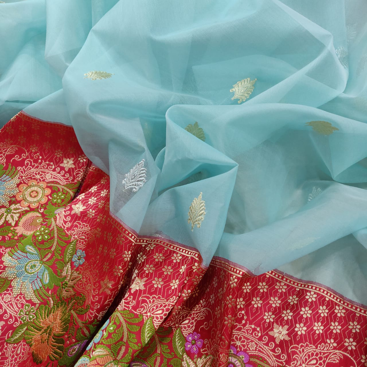 Nivara kora handwoven saree - Saffronfashionindia