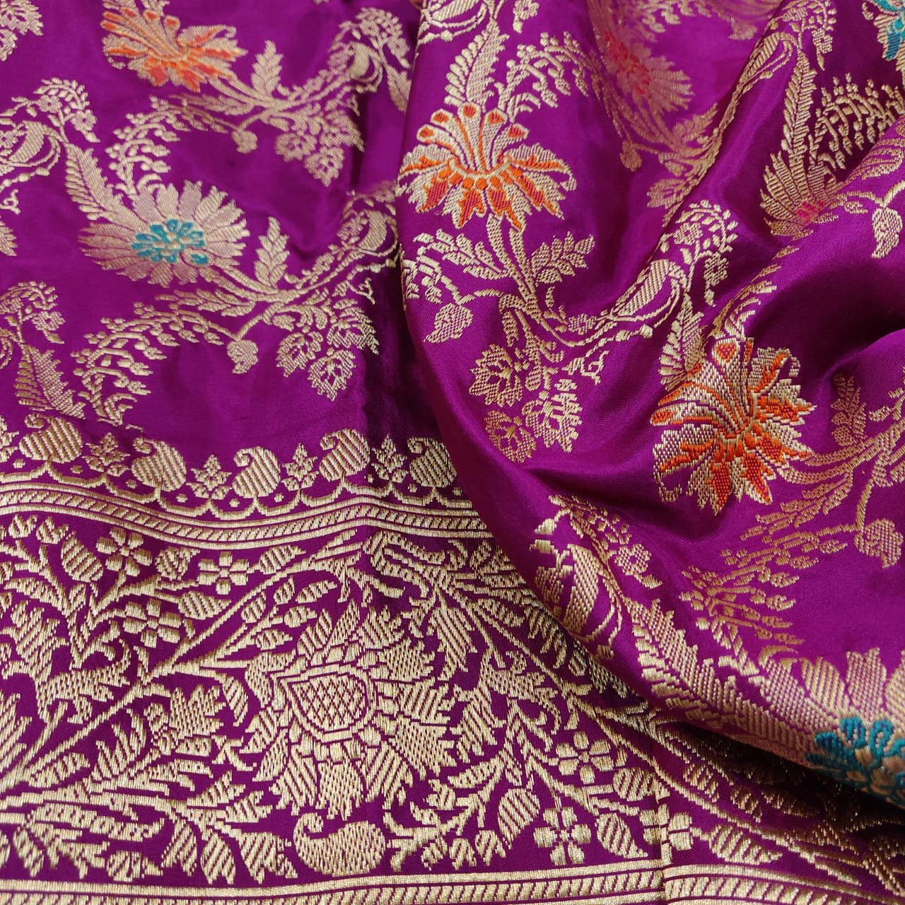 Vinish handwoven kadwa zari saree - Saffronfashionindia