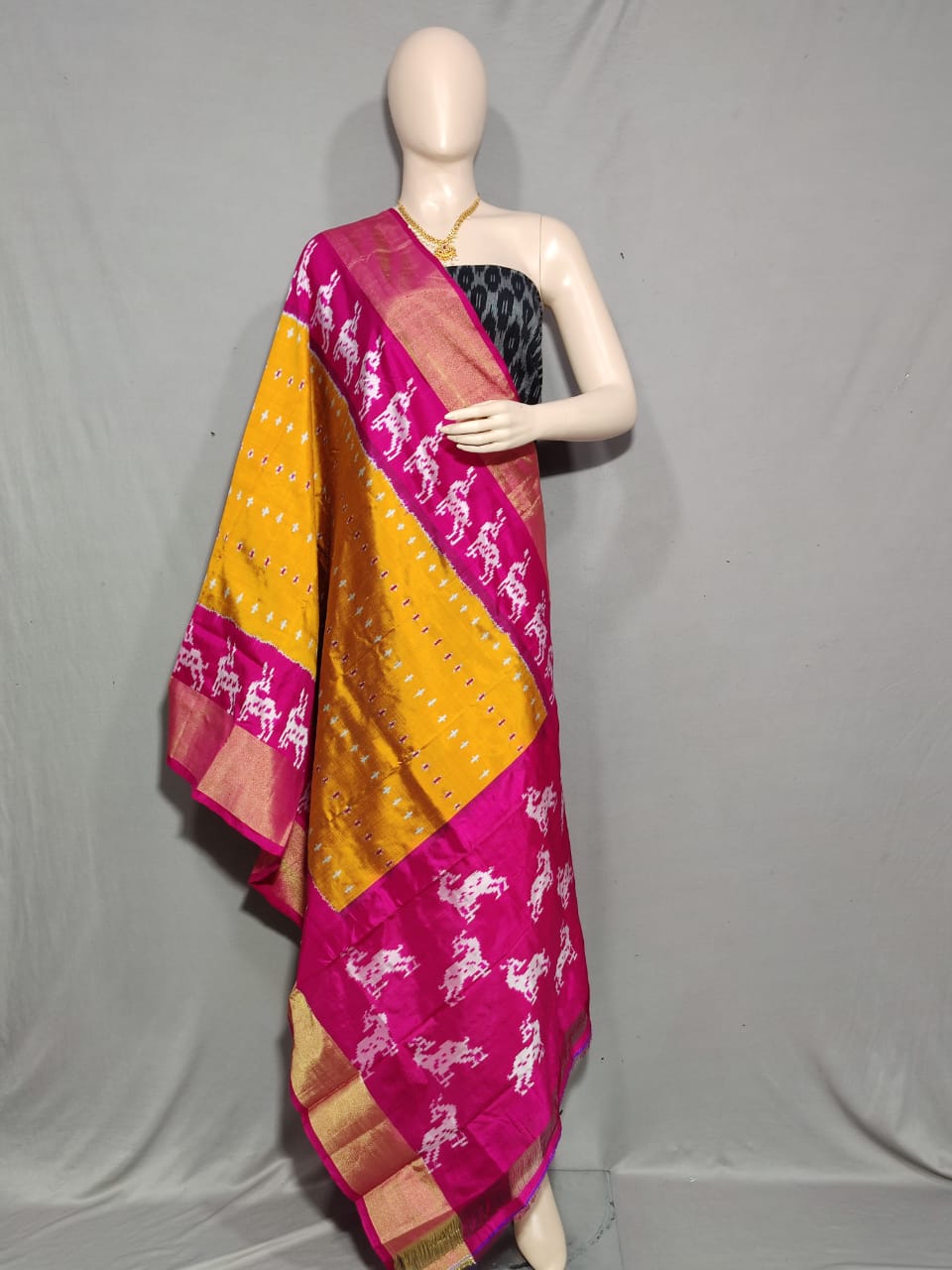 Weaved ikkath dupatta/silk dupatta - Saffronfashionindia