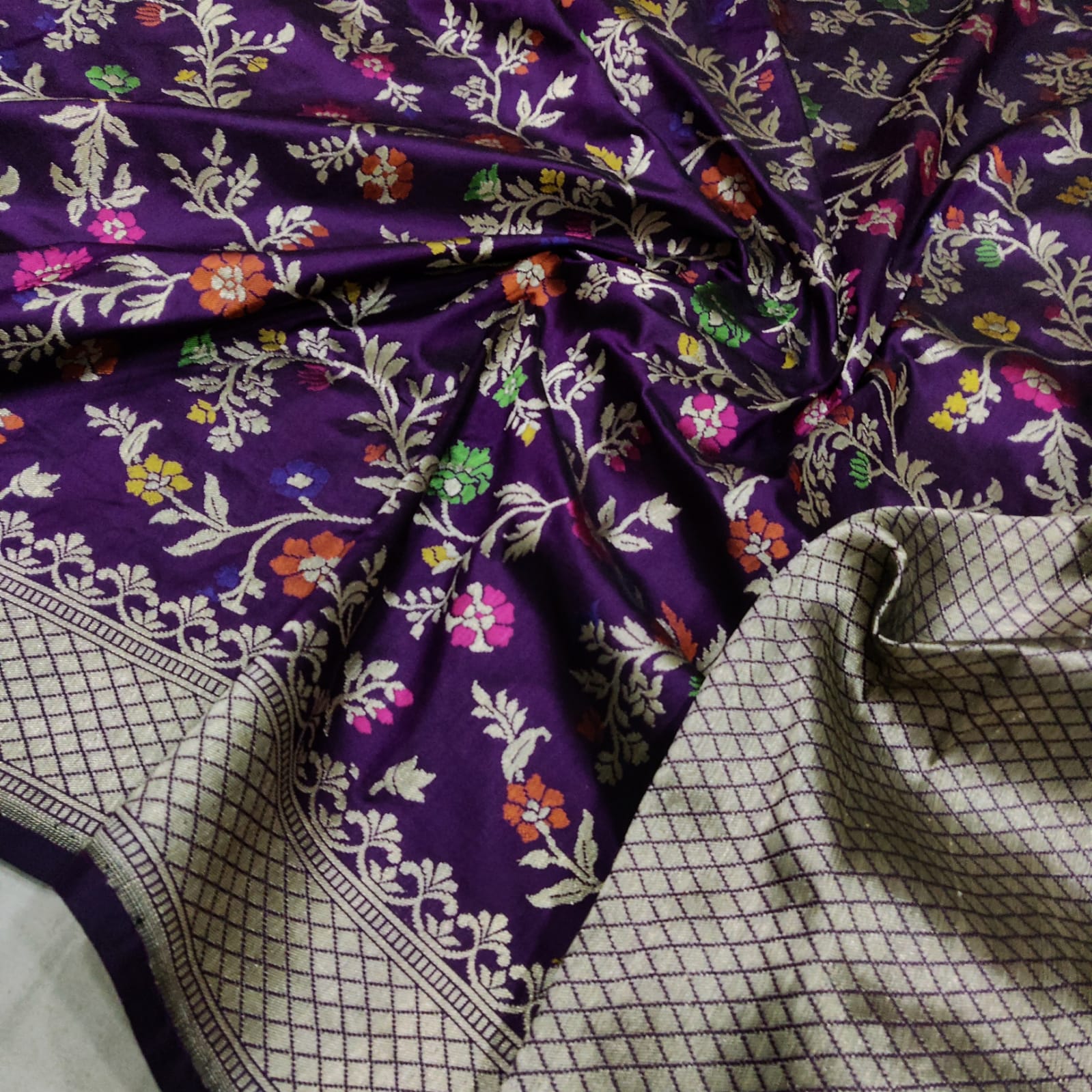 Vanisha handwoven Katan silk sari - Saffronfashionindia