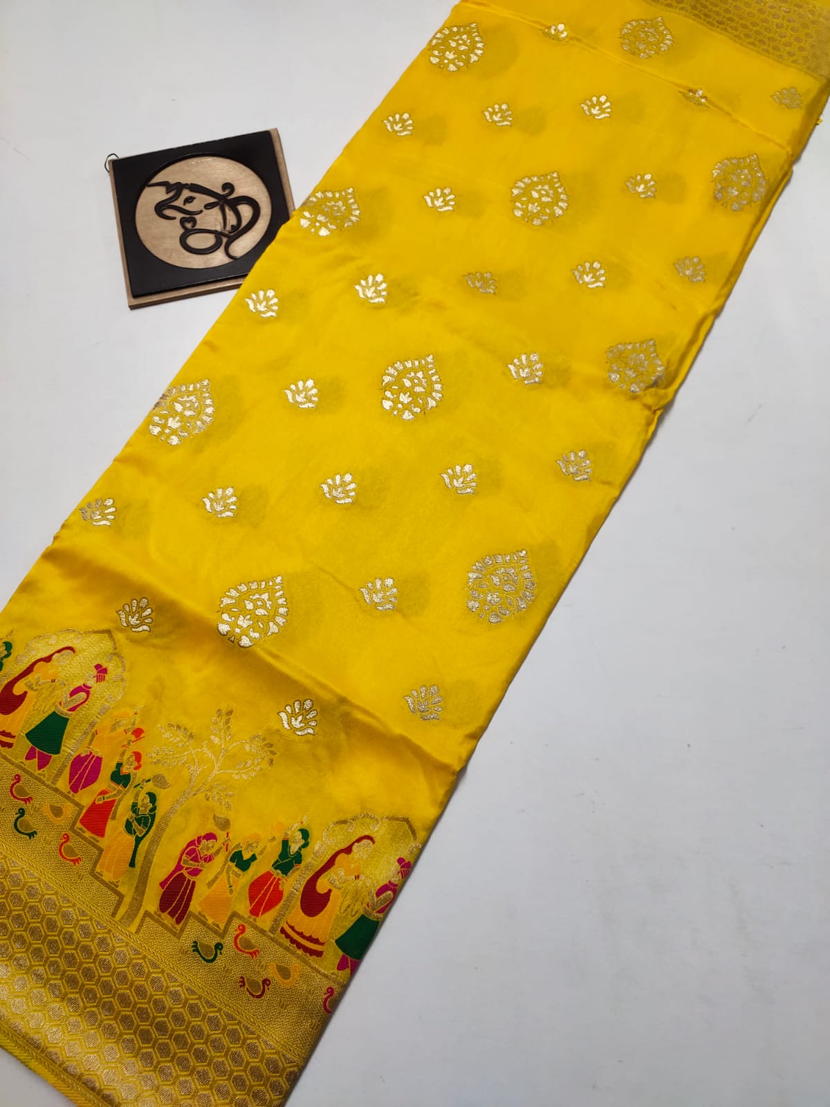 Lavik benaras moonga saree - Saffronfashionindia