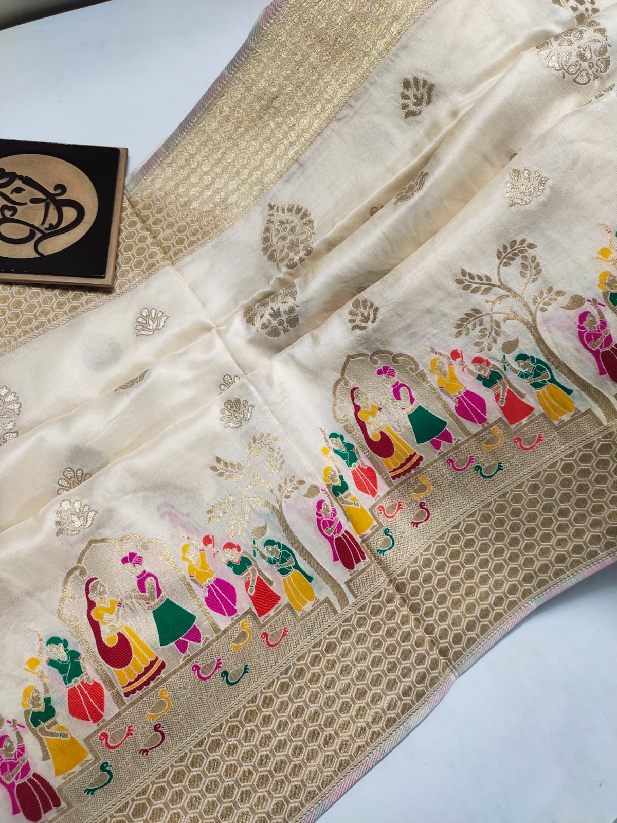 Lavik benaras moonga saree - Saffronfashionindia