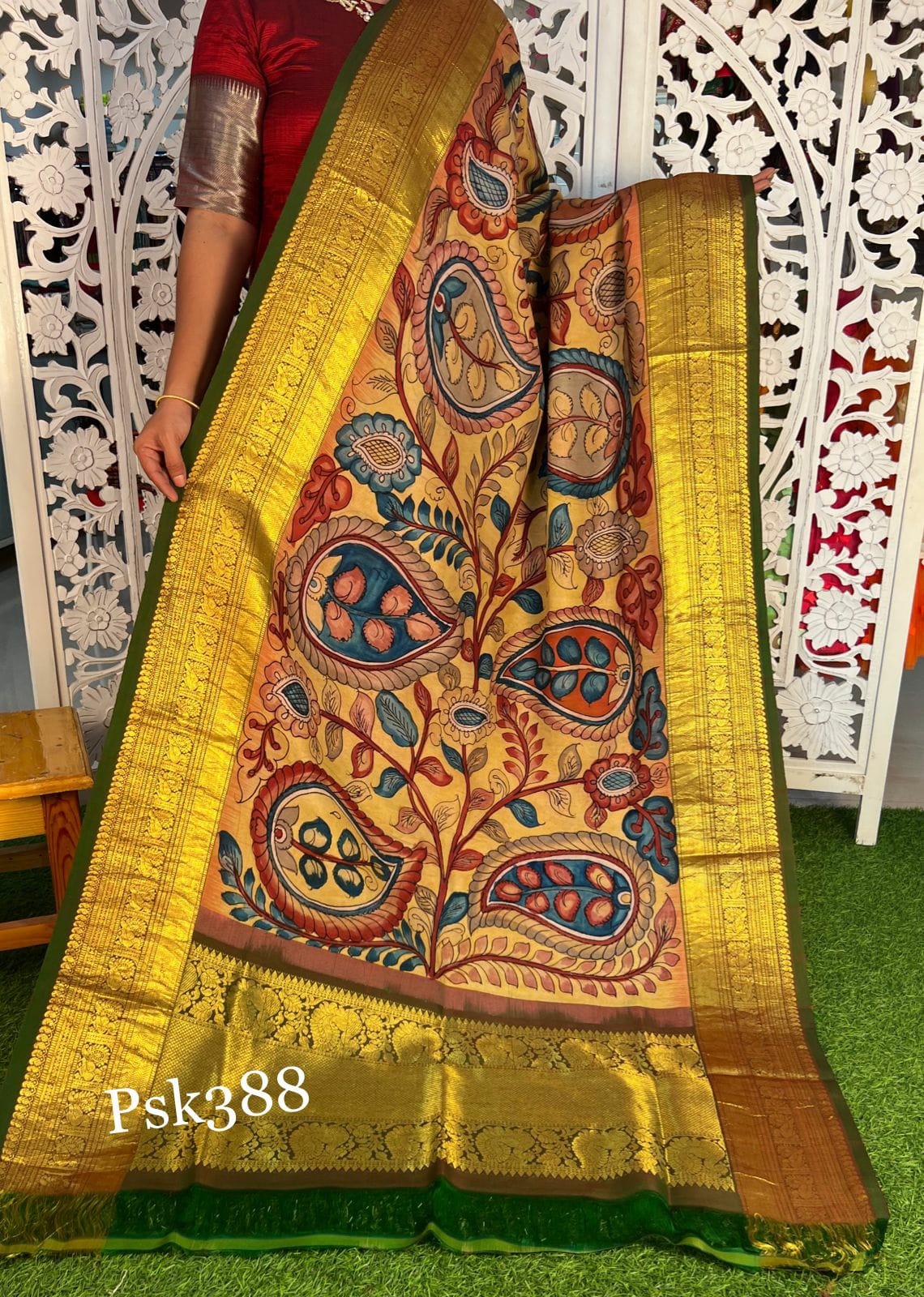 Rivaaz Kalamkari silk dupatta - Saffronfashionindia