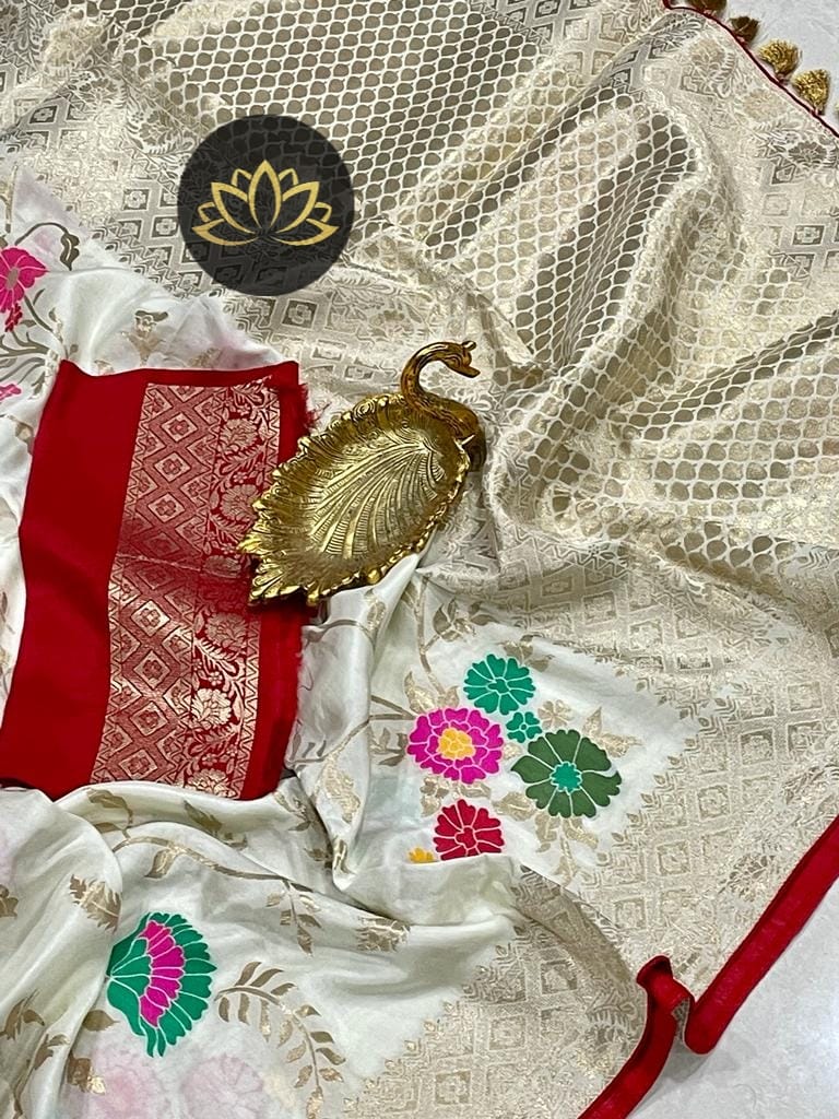 Hameshi moonga banarsi saree - Saffronfashionindia