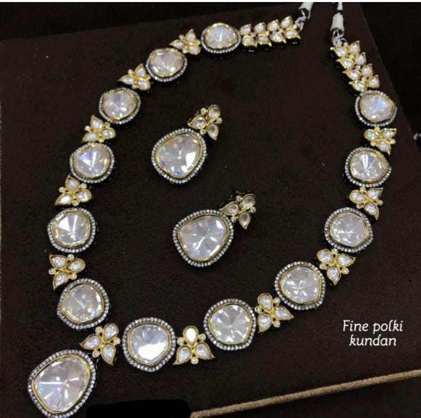 Ishika Kundan necklace set SaffronFashionindia, SaffronFashion