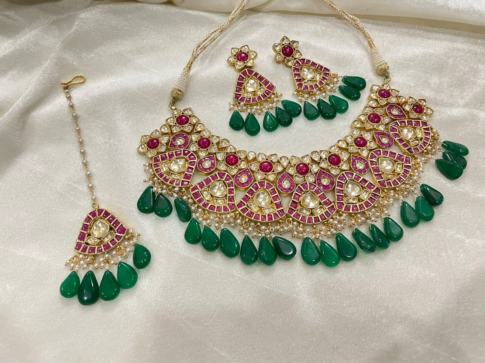 Arvana bridal choker set - Saffronfashionindia