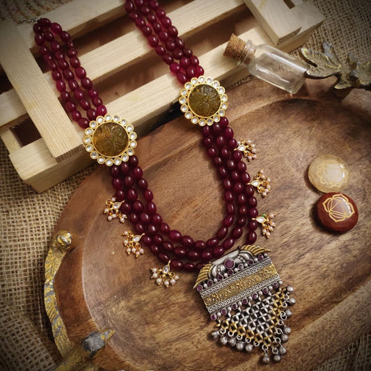 Heenash vintage neckpiece - Saffronfashionindia